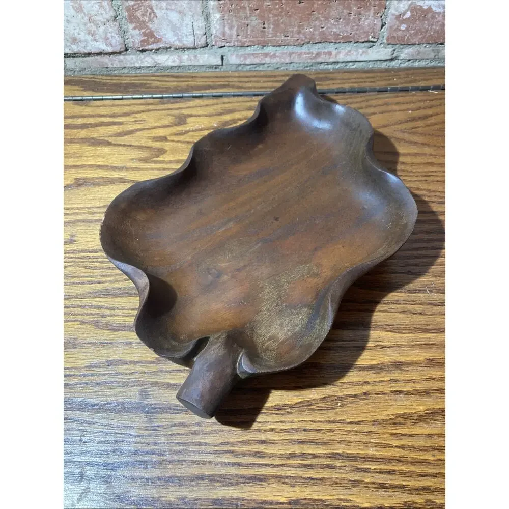 Leaf shape Bowl Woods of Hawaii Monkey Pod Honolulu's Finest at Waikiki 10